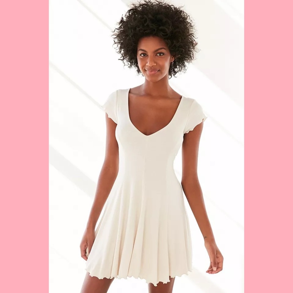 Kimchi Blue Cream Frill Dress - XS